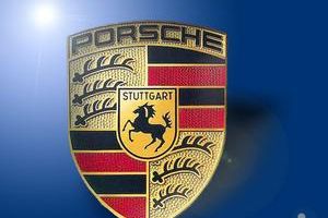 Porsche Logo by yingjunjiu